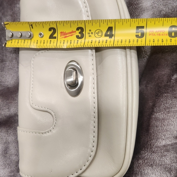 BVNDI Cream Leather Fanny Double Pack Bag - Picture 7 of 11